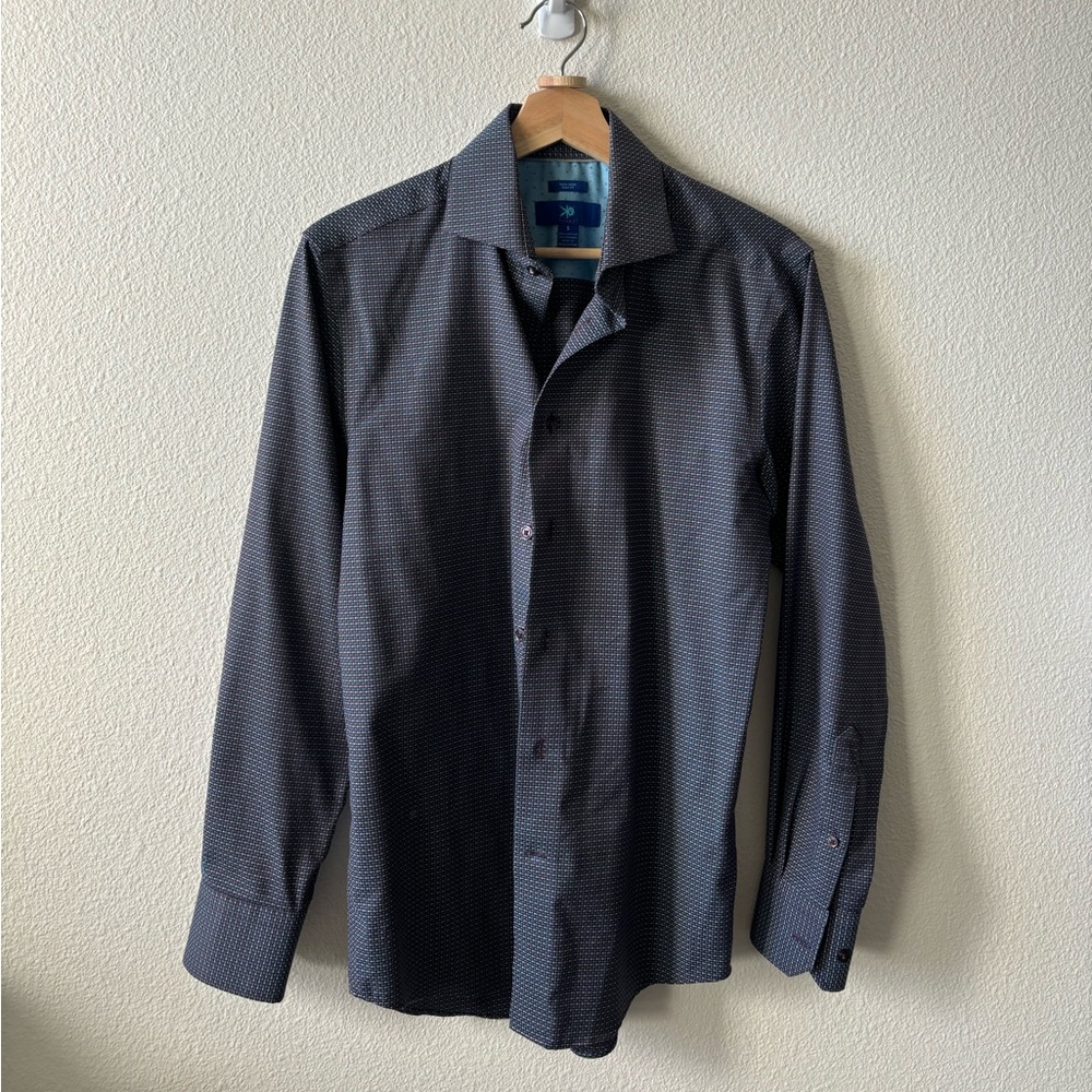 Egara Men's Shirt